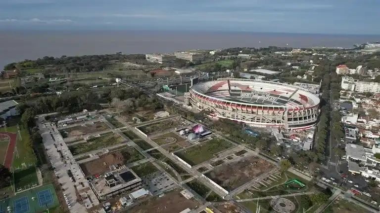 The Innovation Park property has 12 hectares and is in front of the River Plate club in Núñez The Innovation Park property has 12 hectares and is in front of the River Plate club in Núñez