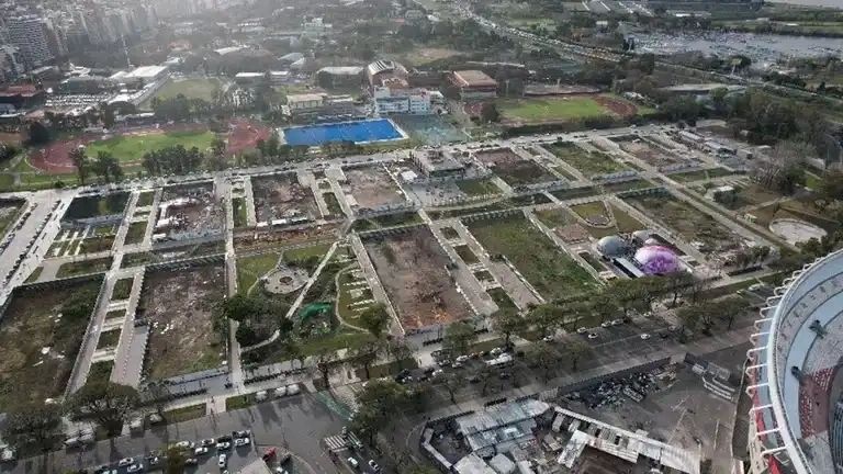 The city also gained a public space for residents who want to go to the place The city also gained a public space for residents who want to go to the place