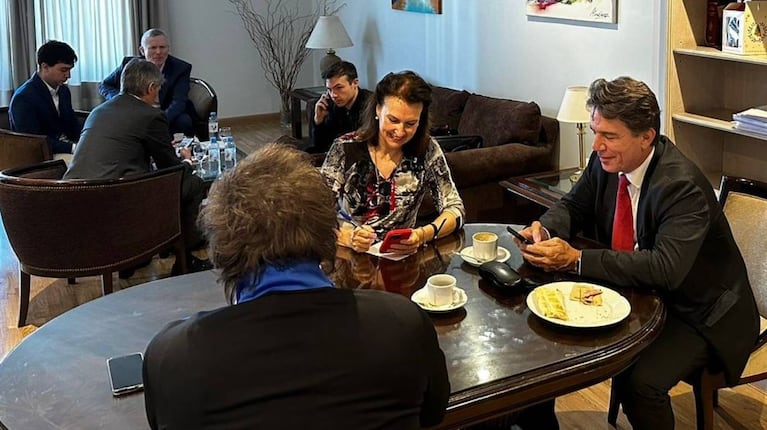 Milei's international team moves quickly to form teams and establish ties abroad. (Photo: X @DianaMondino). Milei's international team moves quickly to form teams and establish ties abroad. (Photo: X @DianaMondino).